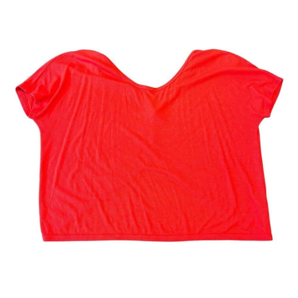 Vimmia Red Open Split V-Back Crop Top Tee